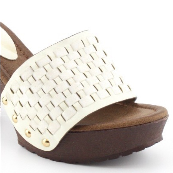 Nature Breeze Black Woven Wood Chunky Block Peep Toe Clog Mule Heeled Clogs - Picture 3 of 3